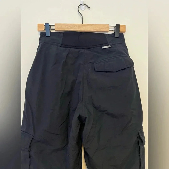 Obermeyer women’s snow pants , sz 6 - Picture 4 of 12